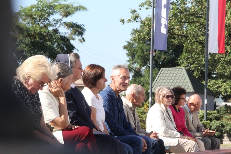 Pilzno. Odsłonięcie tablicy bł. Józefa Ulmy