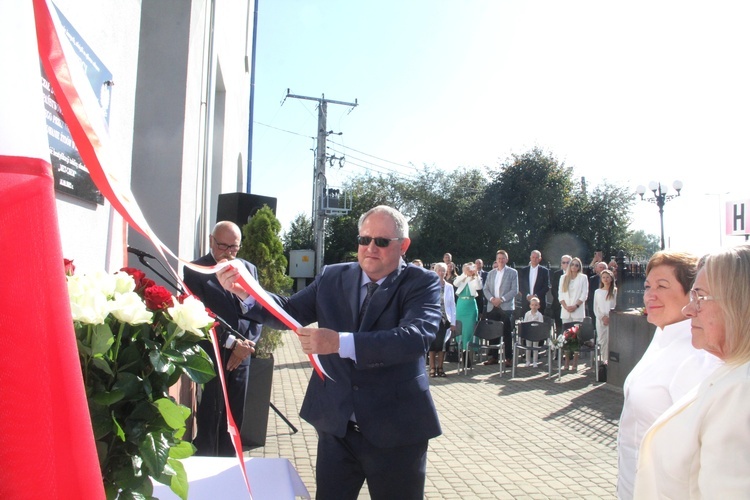 Pilzno. Odsłonięcie tablicy bł. Józefa Ulmy