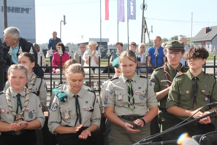 Pilzno. Odsłonięcie tablicy bł. Józefa Ulmy