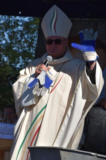 Przasnysz-Rostkowo. Pielgrzymka dzieci