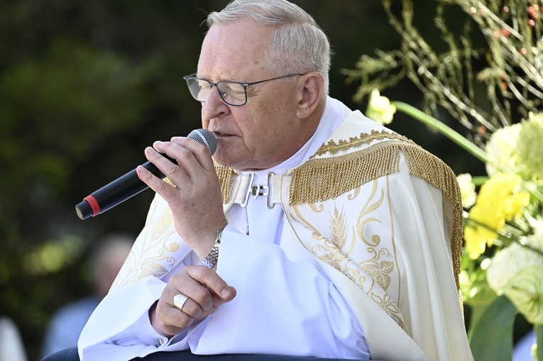 Uroczystości w Skrzatuszu, cz. 1