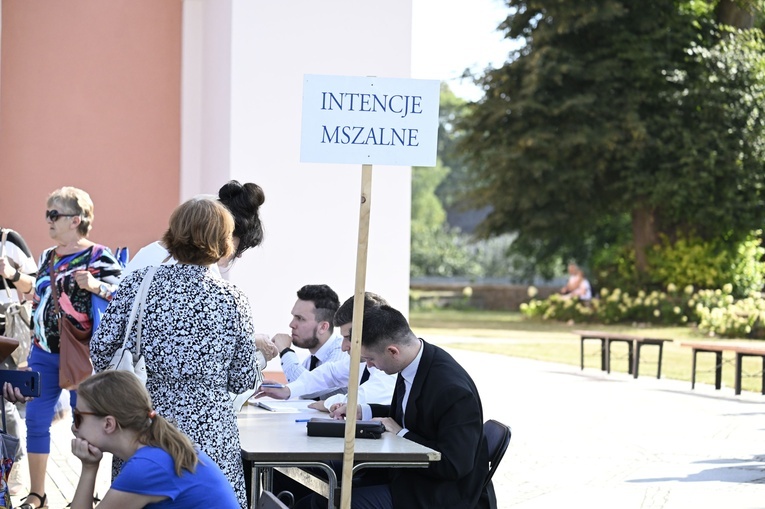 Uroczystości w Skrzatuszu, cz. 1