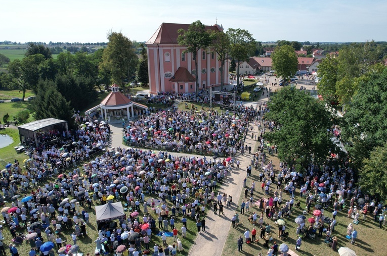 Uroczystości skrzatuskie prosto z nieba