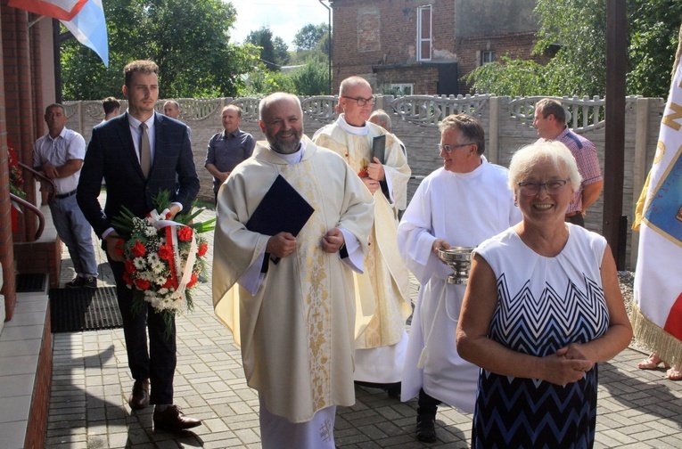 Odsłonięcie tablicy upamiętniającej odsiecz wiedeńską w Rozumicach