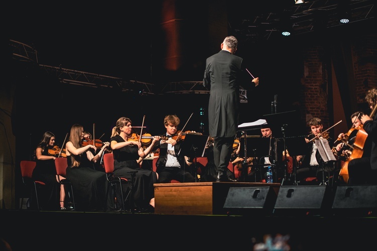 Koncert orkiestry Młodzi-Polscy