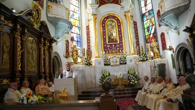 Limanowa. Wielki Odpust Maryjny 2023 - dzień 1.