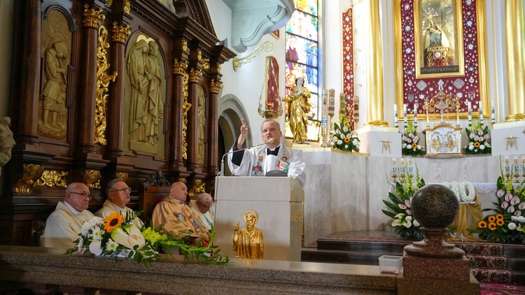 Limanowa. Wielki Odpust Maryjny 2023 - dzień 1.