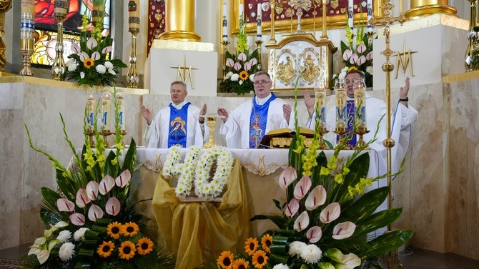 Limanowa. Wielki Odpust Maryjny 2023 - dzień 1.