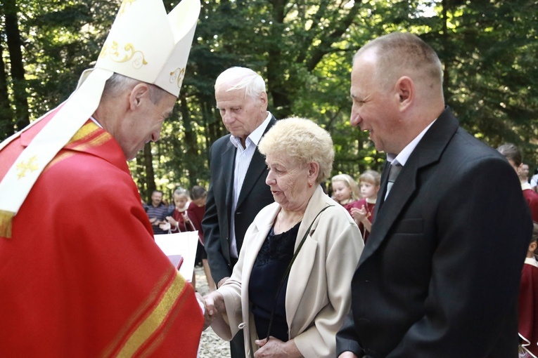 Msza św. i poświęcenie krzyża na Postawnem