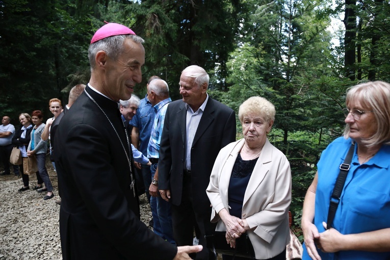 Msza św. i poświęcenie krzyża na Postawnem