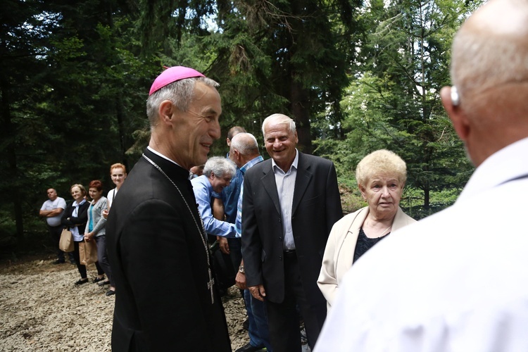 Msza św. i poświęcenie krzyża na Postawnem