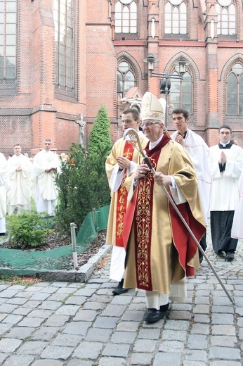 Śp. biskup Jan Wieczorek (1935-2023)