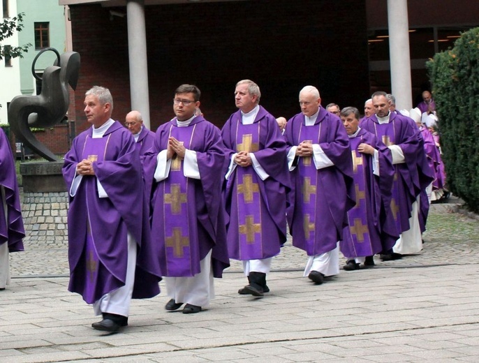 Uroczystości pogrzebowe śp. bp. Jan Wieczorka