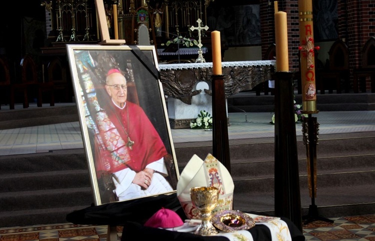 Uroczystości pogrzebowe śp. bp. Jan Wieczorka