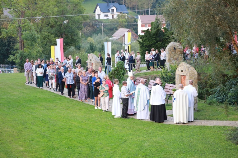 Dróżki Świąt Maryjnych