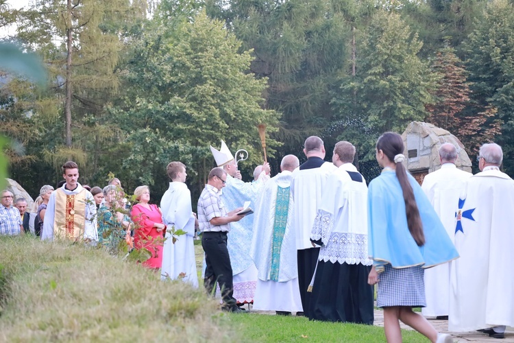 Dróżki Świąt Maryjnych