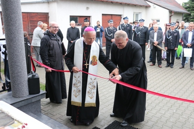 Nowy dom parafialny w Małęczynie