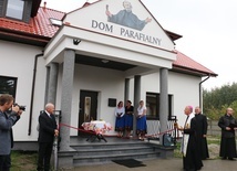 Dom pobłogosławił bp Marek Solarczyk.