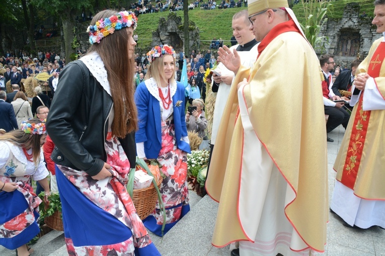 Diecezjalne dożynki na Górze św. Anny