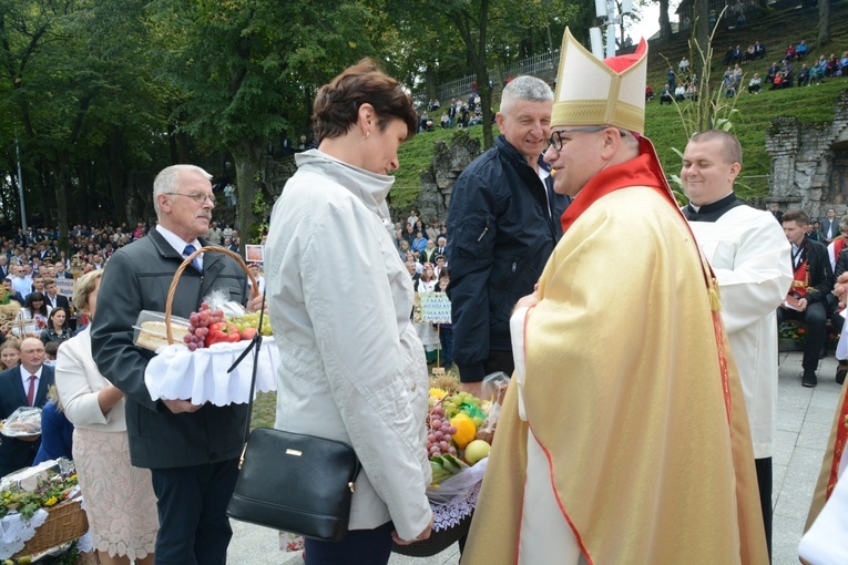 Diecezjalne dożynki na Górze św. Anny