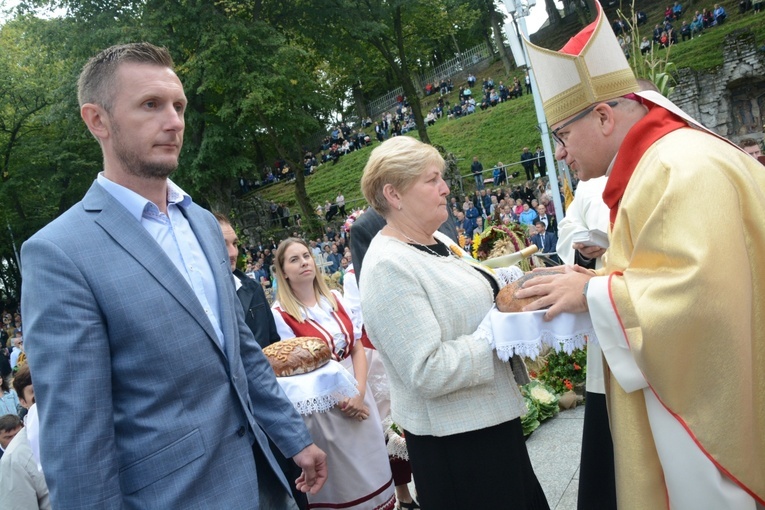 Diecezjalne dożynki na Górze św. Anny