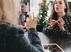 Nie miga się od głoszenia Ewangelii. Duszpasterz niesłyszących o swojej pracy