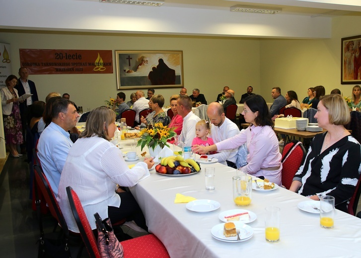 Tarnów. 20 lat tarnowskiego ośrodka Spotkań Małżeńskich