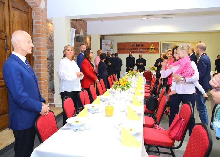 Tarnów. 20 lat tarnowskiego ośrodka Spotkań Małżeńskich