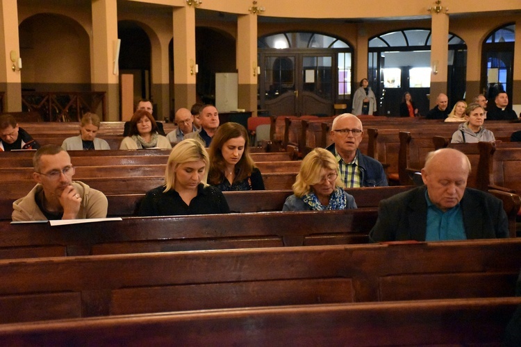 Rejonowe spotkanie parafialnych zespołów presynodalnych - Nowy Dwór