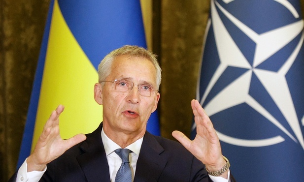 Szef NATO Stoltenberg w Kijowie: Rosja walczy na Ukrainie o imperialne złudzenia