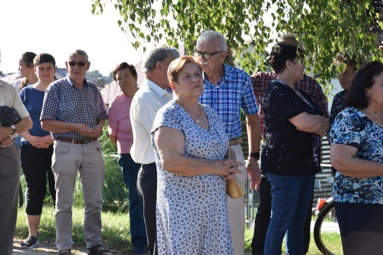 Dębica-Latoszyn. Koronka na ulicach miast