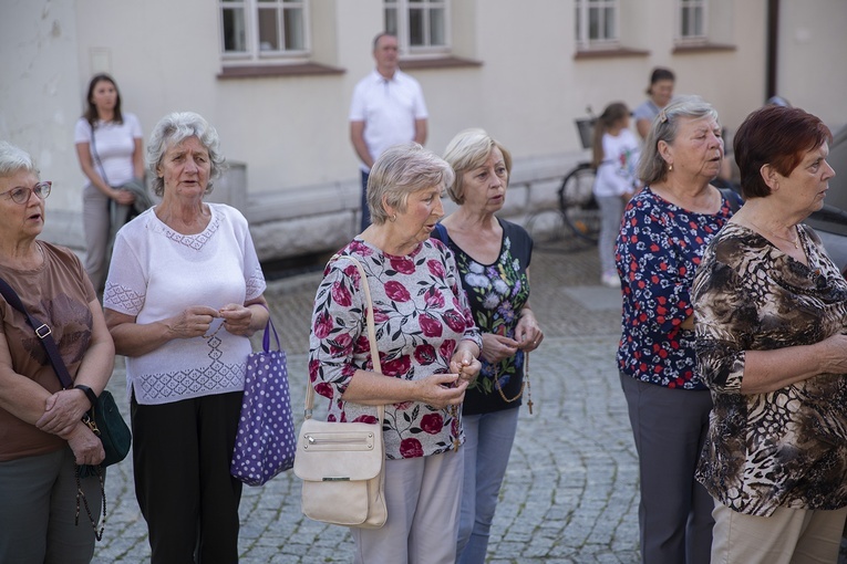 Iskra Miłosierdzia w Karlinie