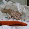Ks. Kujawski: w wielu polskich rodzinach występuje problem opieki nad chorymi onkologicznie