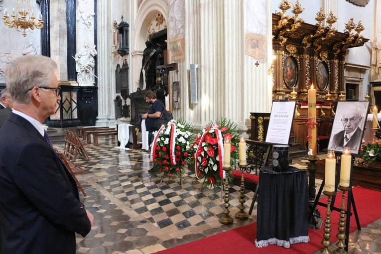 Ponowny pogrzeb prochów prof. Aleksandra Brücknera