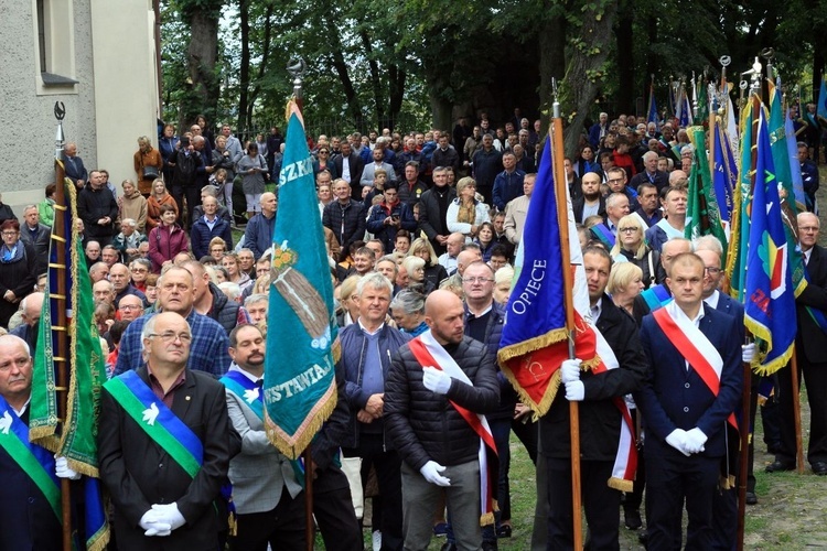 Pielgrzymka hodowców gołębi i orkiestr kalwaryjskich