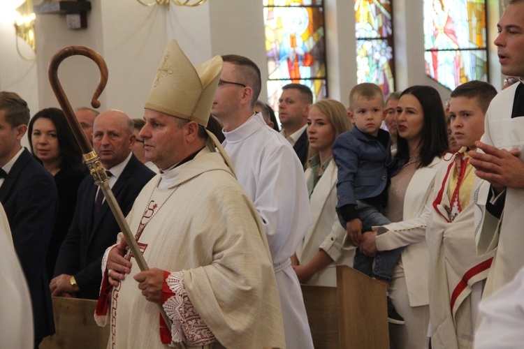 Łososina Dolna. Święcenia diakonatu Mateusza Pajora