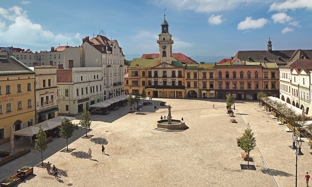 Cieszyn. Wyremontowany rynek znów cieszy mieszkańców i turystów