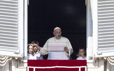 Franciszek na otwarcie synodu: Kościół zawsze potrzebuje oczyszczenia