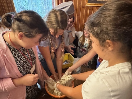 Ciężkowice. Oaza DSM z biblijną Rut