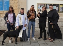 Błogoslawieństwo zwierzat w dzień św. Franciszka z Asyżu