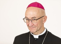 Abp Adrian Galbas: ten Synod budzi skrajne emocje 