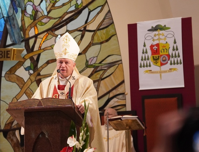 Odpust i dziękczynienie za 20 lat istnienia parafii pw. św. Faustyny we Wrocławiu