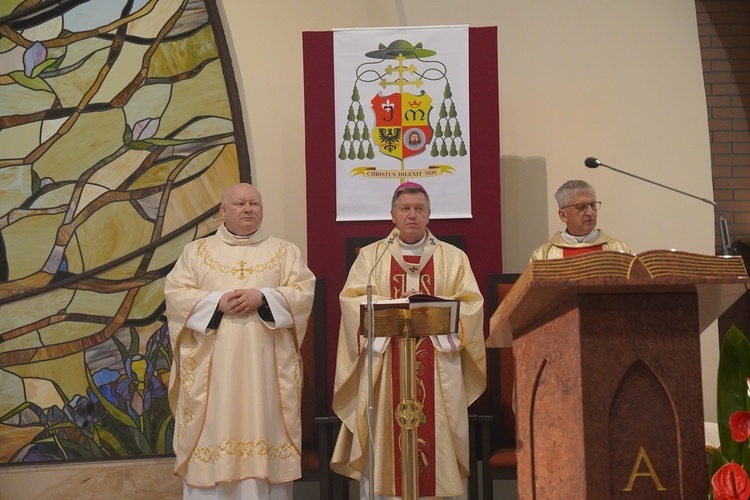 Odpust i dziękczynienie za 20 lat istnienia parafii pw. św. Faustyny we Wrocławiu