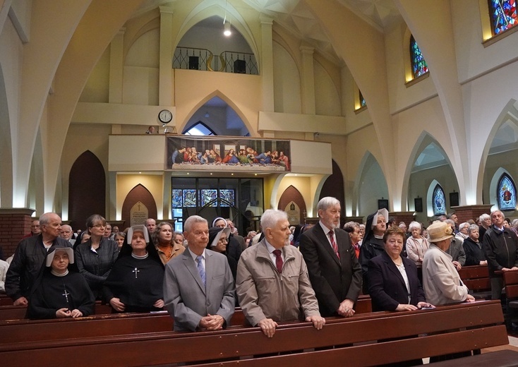 Odpust i dziękczynienie za 20 lat istnienia parafii pw. św. Faustyny we Wrocławiu