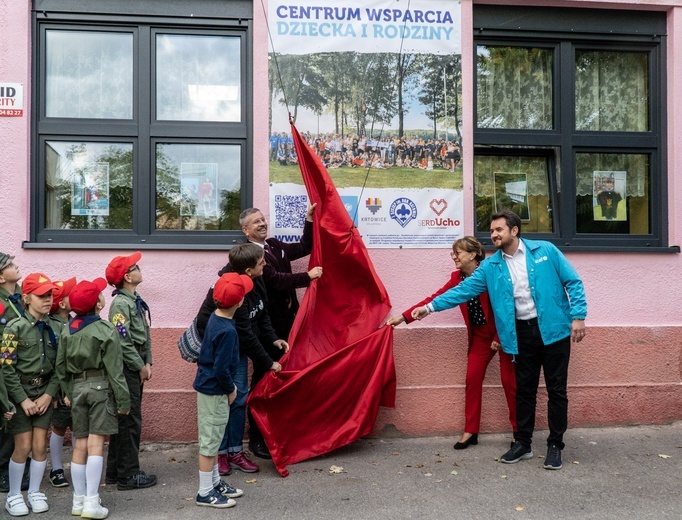 Katowice. Centrum Wsparcia Dziecka i Rodziny otwarte