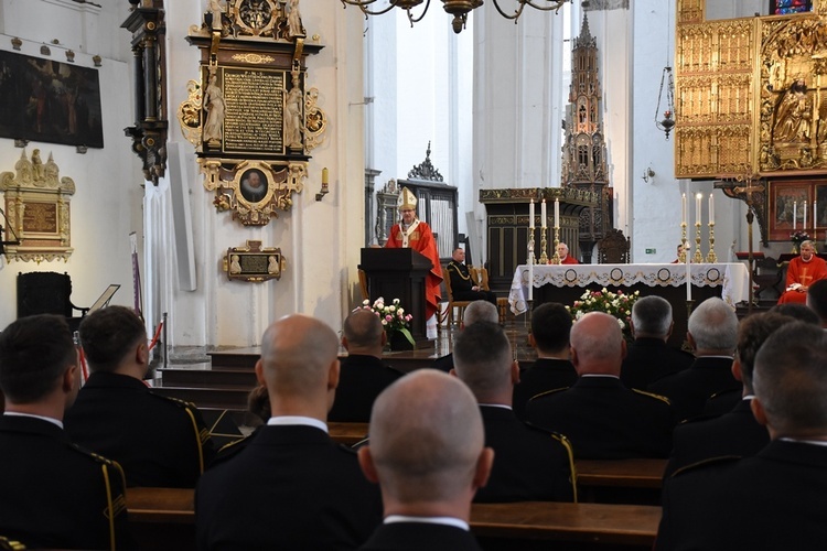 Poświęcenie sztandaru Komendy Miejskiej Państwowej Straży Pożarnej w Gdańsku