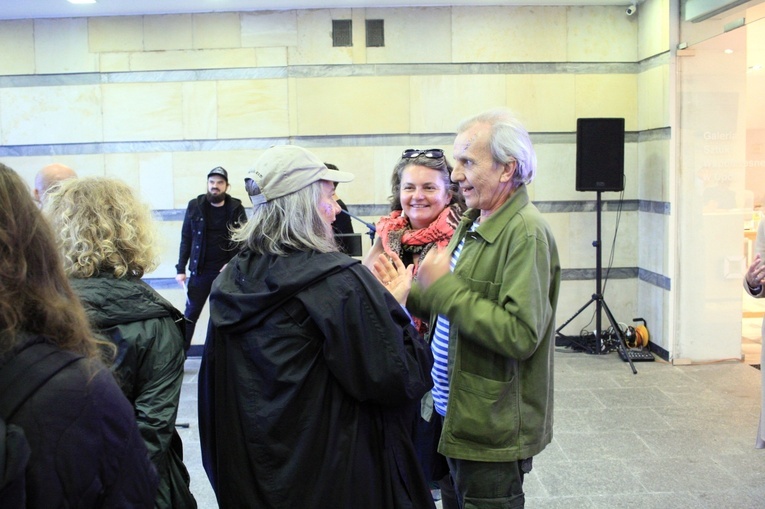 "Chcąc pogodzić wszystkich, nie zadowolisz nikogo". Wystawa w GSW