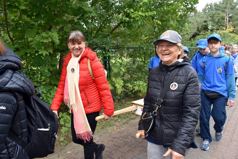 Piesza pielgrzymka z Brzegu Dolnego do Łososiowic 2023