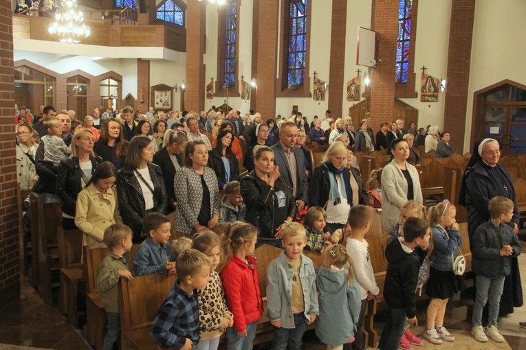 Brzesko. Wprowadzenie relikwii św. Matki Teresy z Kalkuty