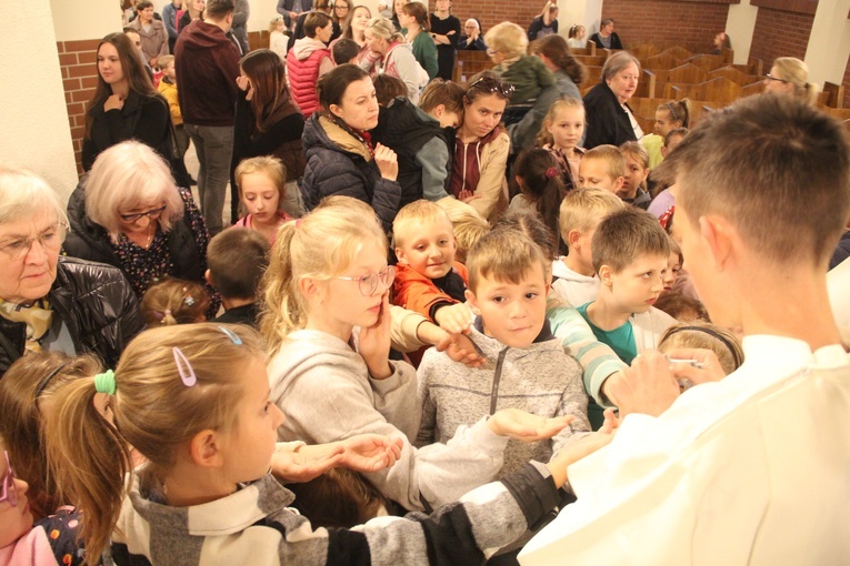 Brzesko. Wprowadzenie relikwii św. Matki Teresy z Kalkuty